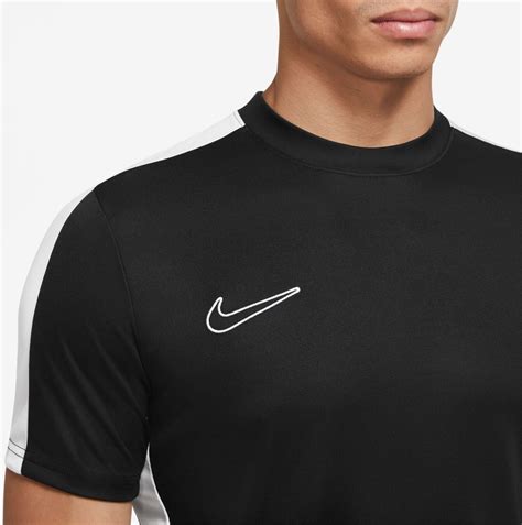 nike bekleidung herren auf rechnung|Nike .